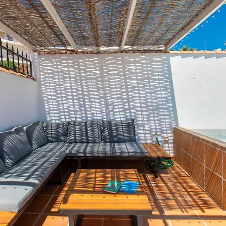 Global Amanda - By Global Holidays 7146 Holiday home *